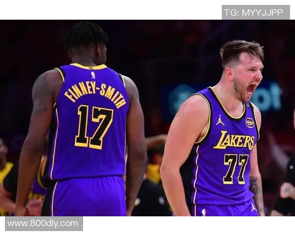 湖人主场迎战马刺2018年12月8号精彩对决回顾与分析